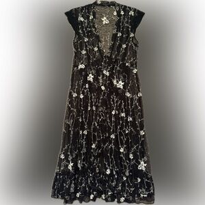Foravi Sz XS/S New York High End Boutique Elegant Black Cream Floral Lace Dress